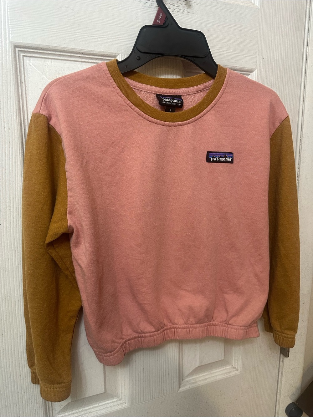 Patagonia Kid's Pink & Brown Colorblock Crew Sweatshirt, Small